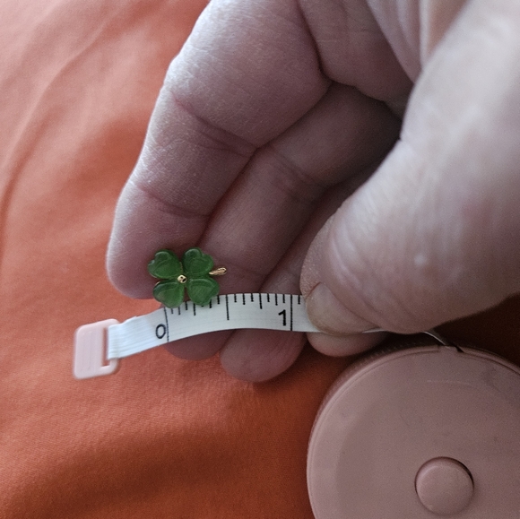 Green Clover Earrings, cats eye stone. - Picture 3 of 3